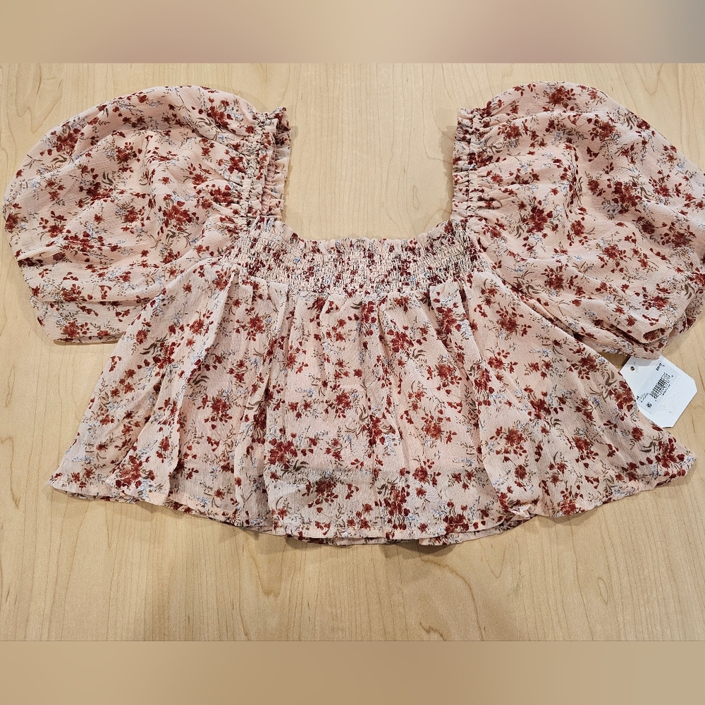 S Altar'd State Floral Cropped Shirt